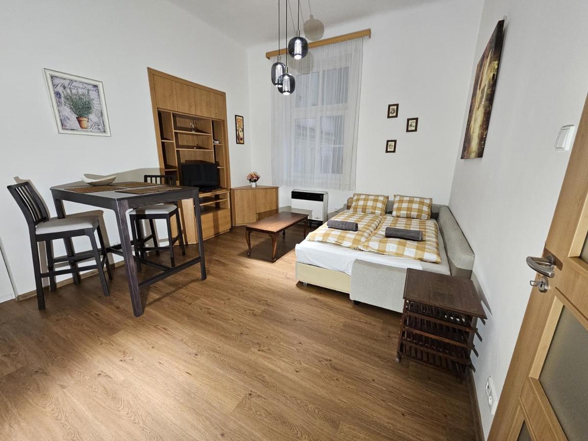 Sweet Apartment In The Heart Of Prága Kültér fotó